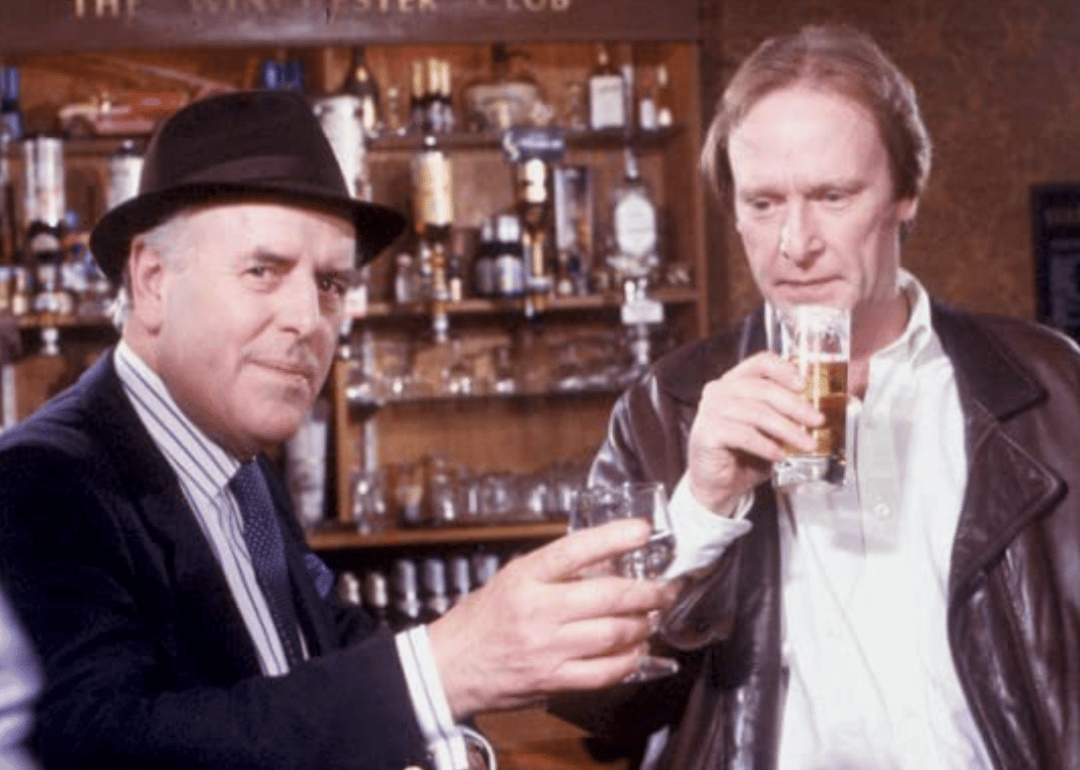#16. Minder