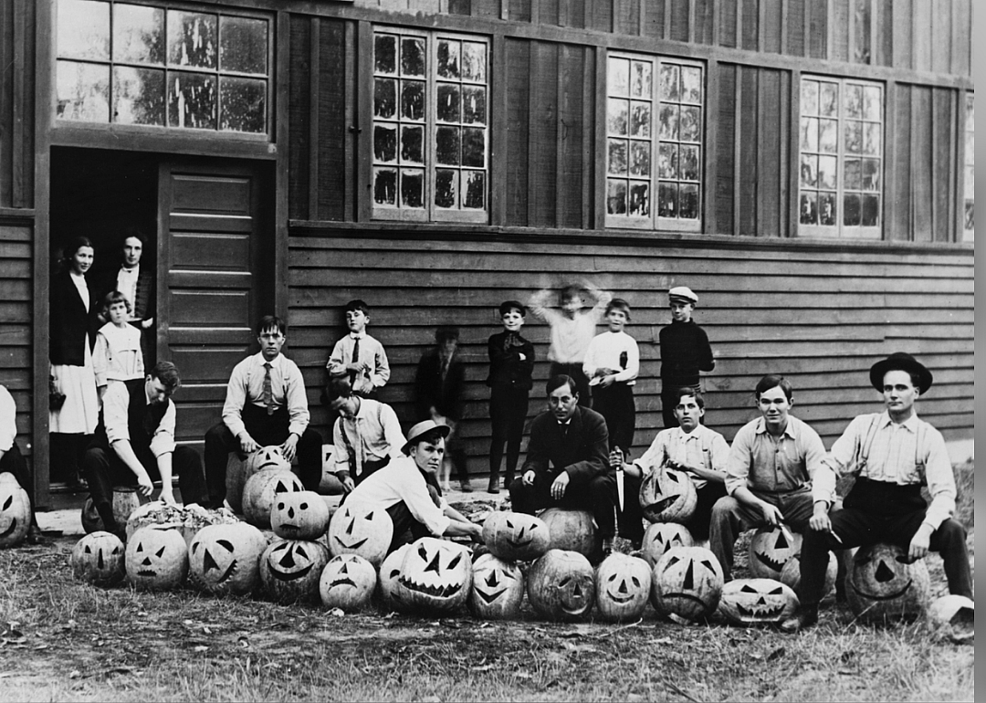 1800s: Irish legend of 'Stingy Jack' prompts pumpkin-carving