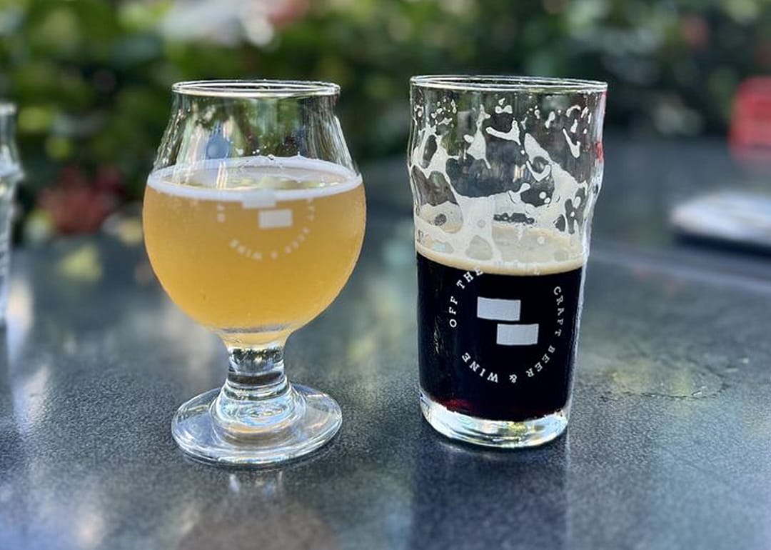 Honolulu, Hawaii: Off The Wall Craft Beer & Wine
