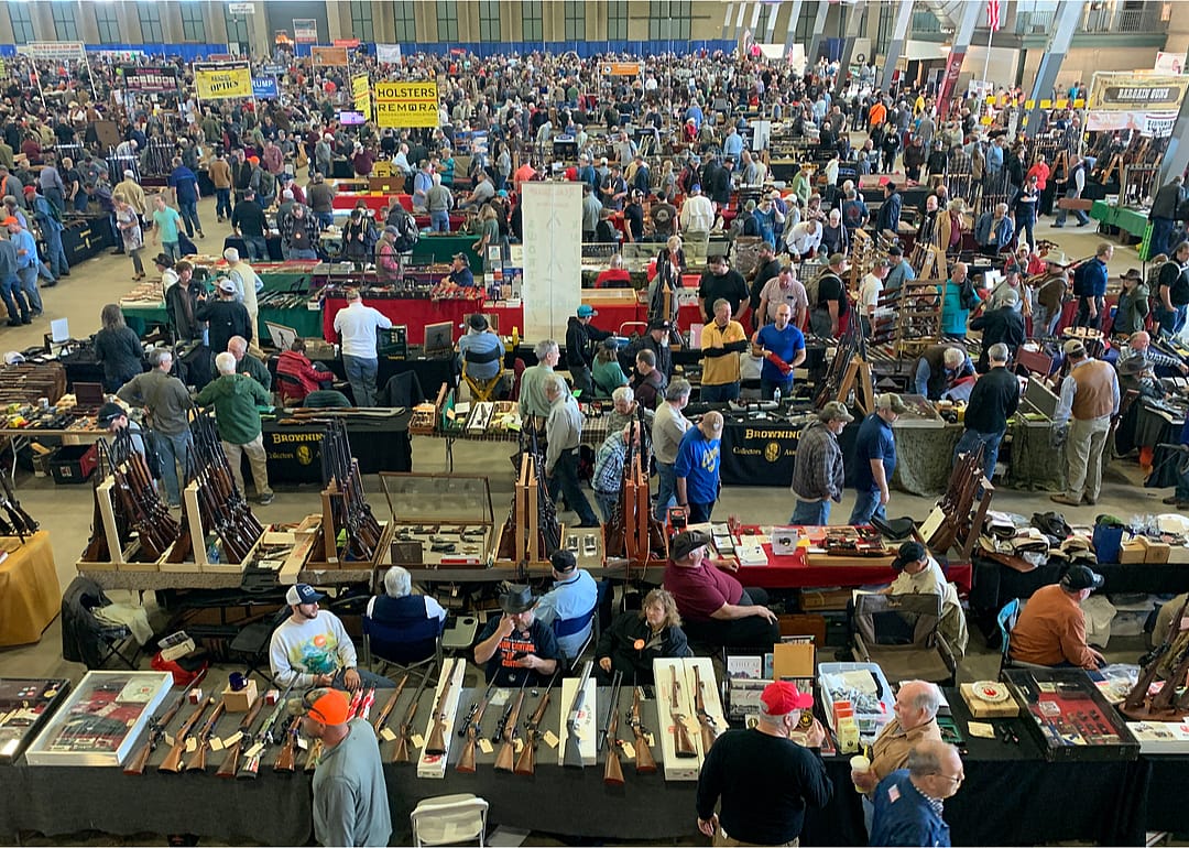 Gun Show Loophole Closing Act of 2017