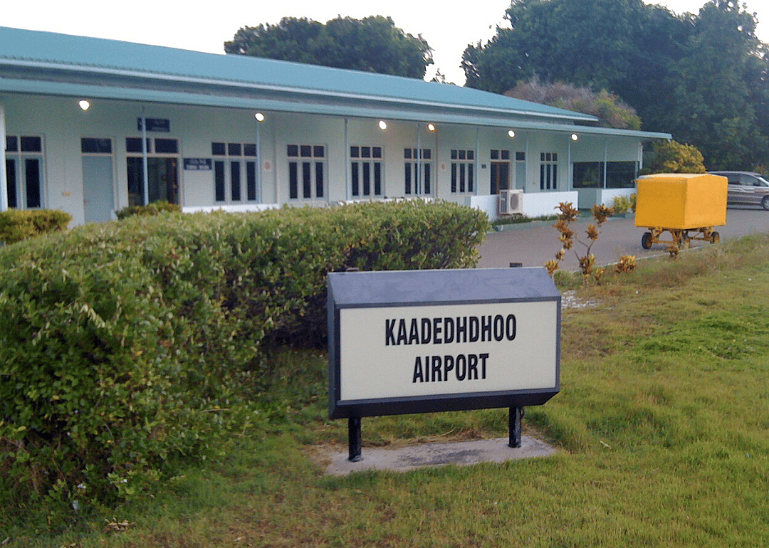 Kaadedhdhoo Airport