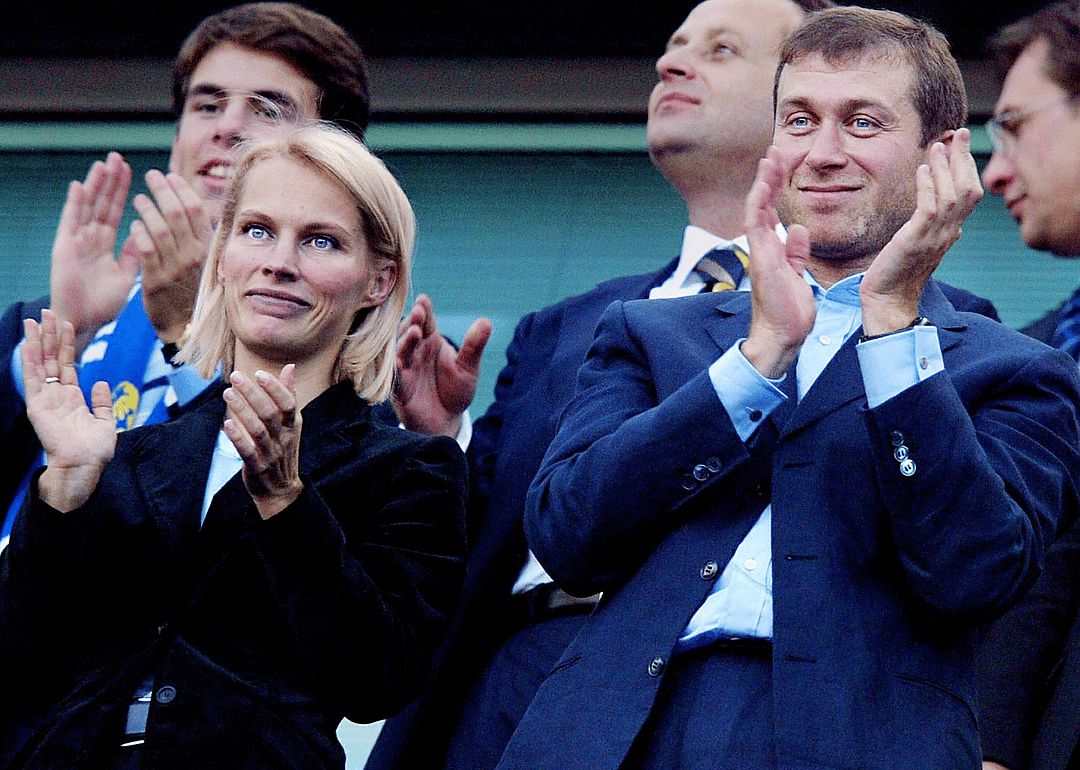 Roman Abramovich and wife Irina applauds at Chelsea soccer game