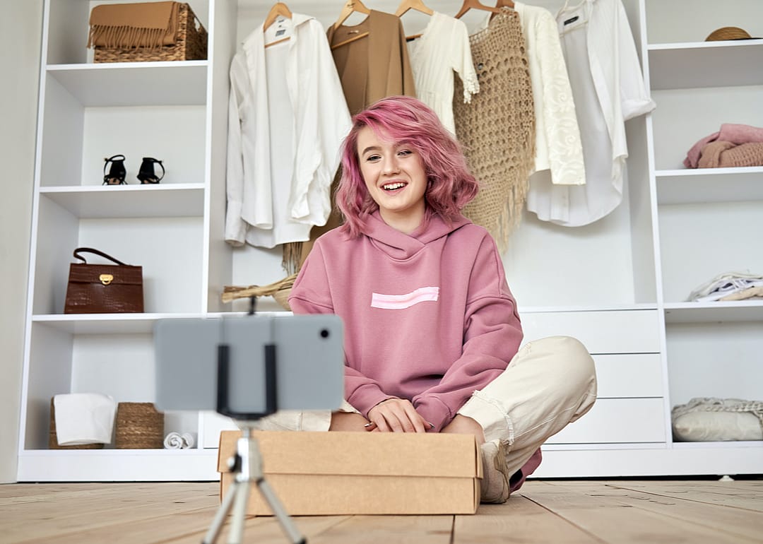 Regular people—not salespeople—help sell you products