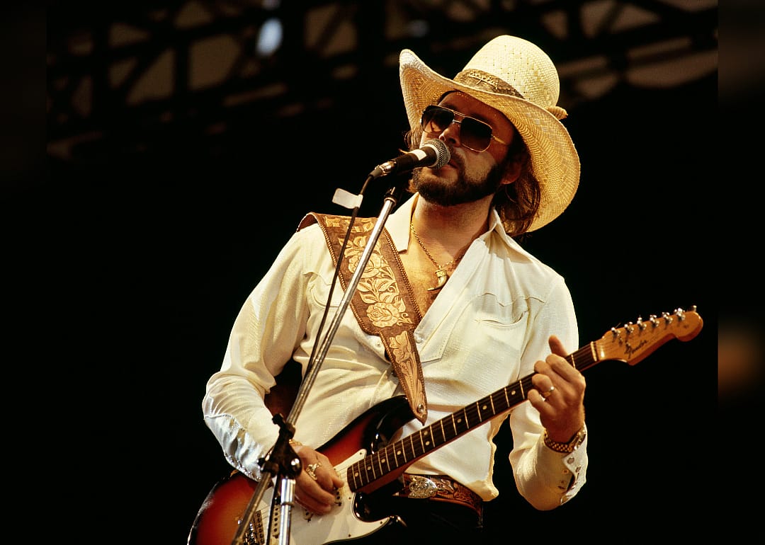 Hank Williams Jr performing onstage.
