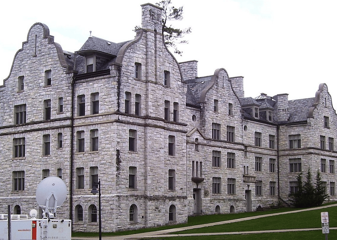 #13. Williams College