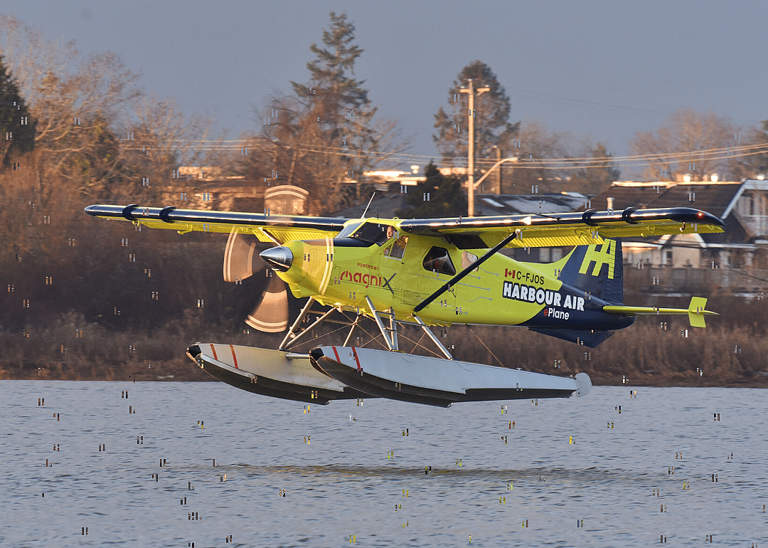 2019: Electric commercial plane takes test flight