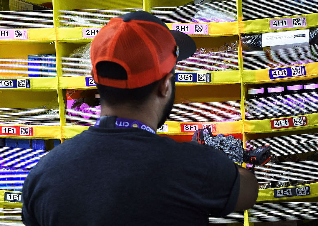 Now: First Amazon union forming at warehouse
