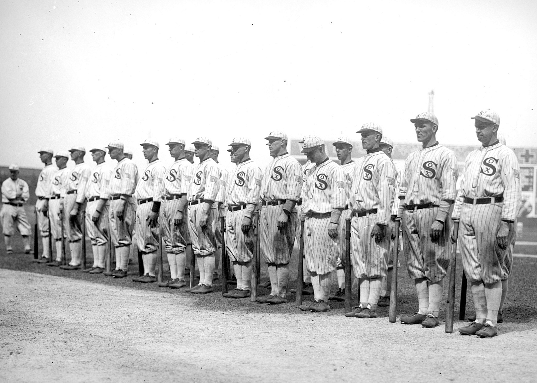 1919: WHITE SOX LOSE IN OPENER, 9-1