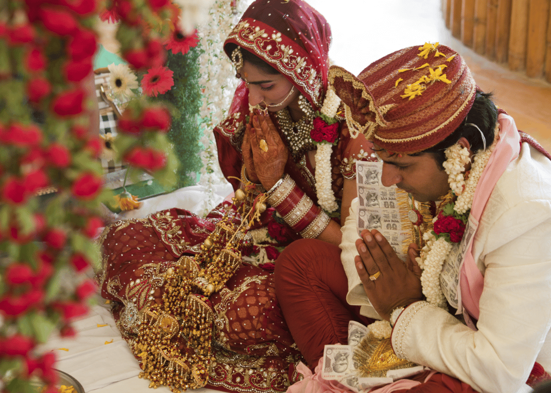 1961: India bans dowries