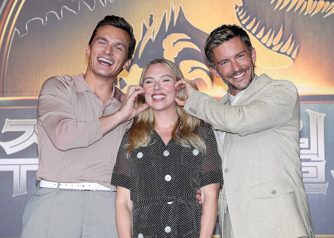 Rupert Friend, Scarlett Johansson and Jonathan Bailey at the 'Jurassic World Rebirth' Seoul press conference in July 2025. 