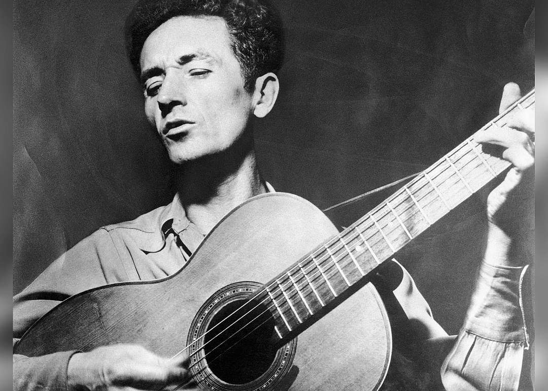 ‘I Ain’t Got No Home’ by Woody Guthrie