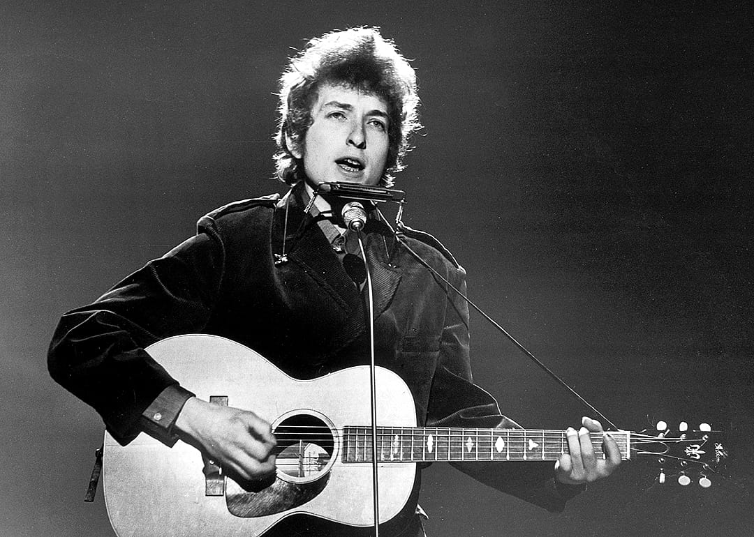 Bob Dylan performing on the BBC.