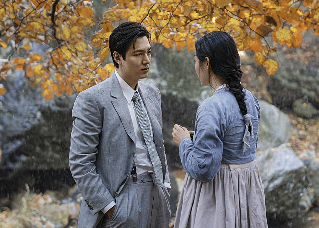 Minha Kim and Lee Min-Ho in Pachinko.