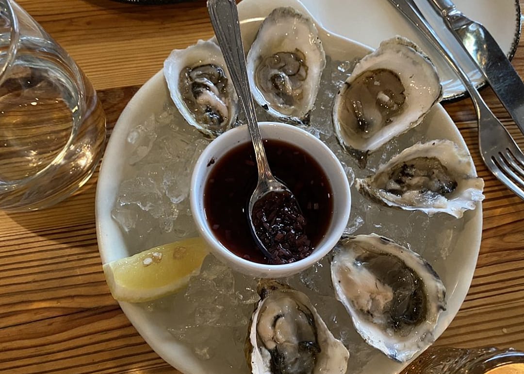 Detroit, Michigan: Oak & Reel