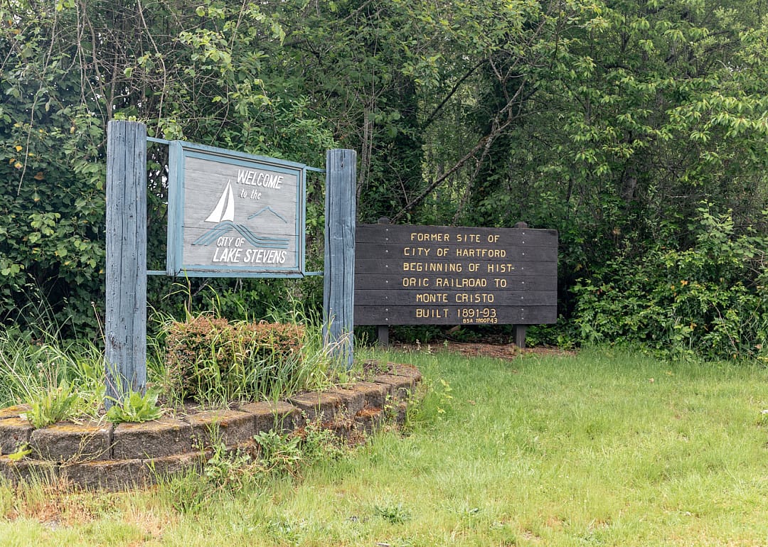 Welcome to Lake Stevens city sign.