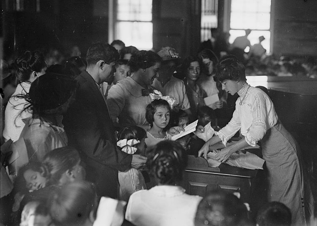 1916: Teachers join the working class