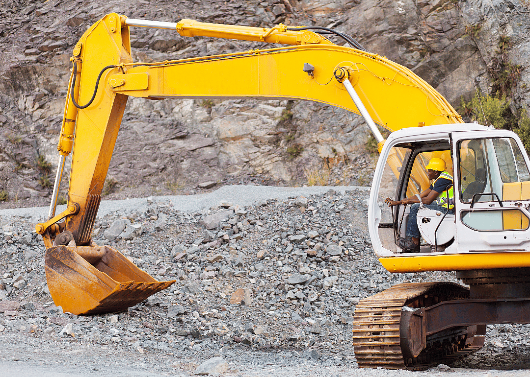 #17. Operating engineers and other construction equipment operators