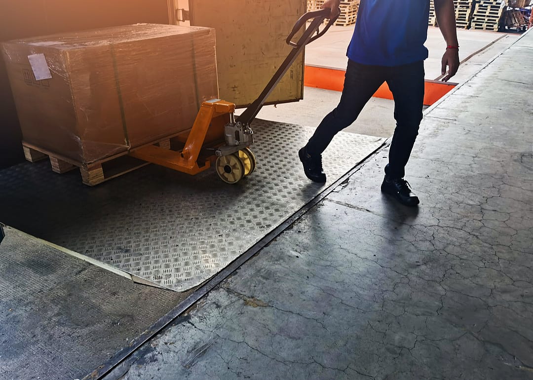 #44. Laborers and freight, stock, and material movers, hand