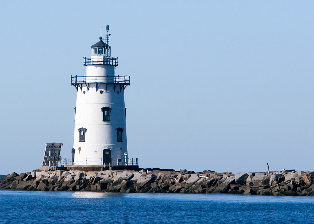 1635: Old Saybrook, CT