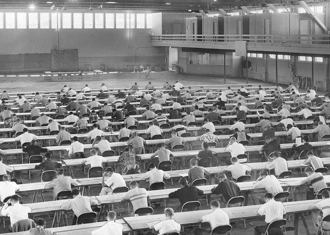1944: G.I. Bill brings college to the masses