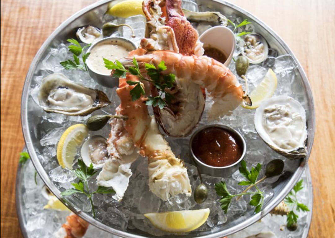 Cleveland, Ohio: Marble Room Steaks and Raw Bar