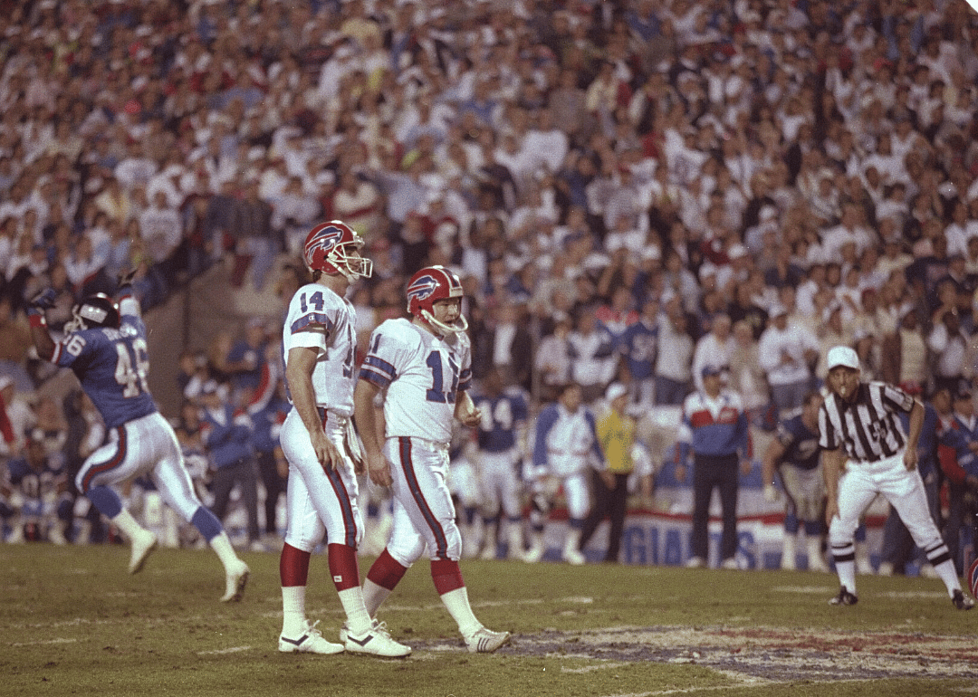 Scott Norwood misses 'Wide Right'