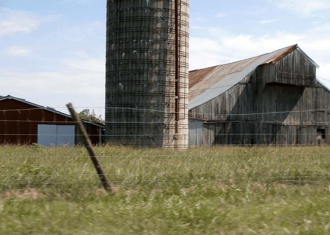 #3. Elliott County