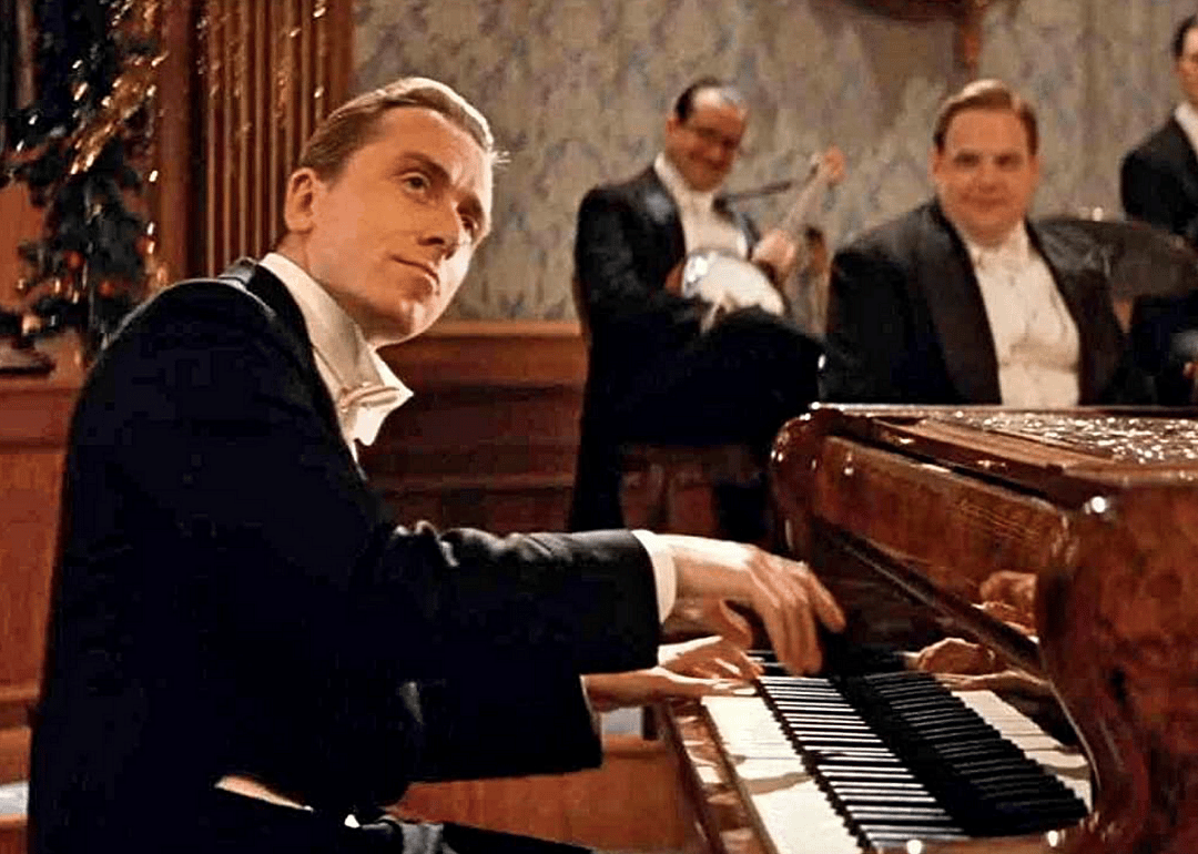 #45. 'The Legend of 1900' (1998)