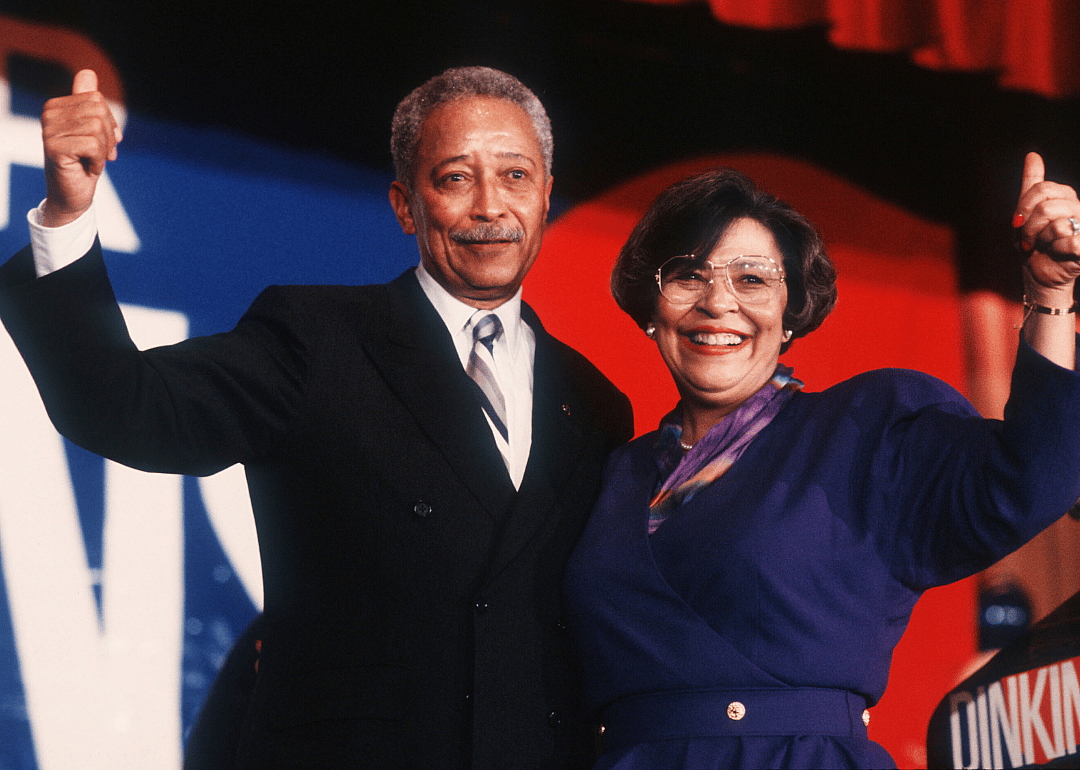 1990: Dinkins becomes New York's mayor
