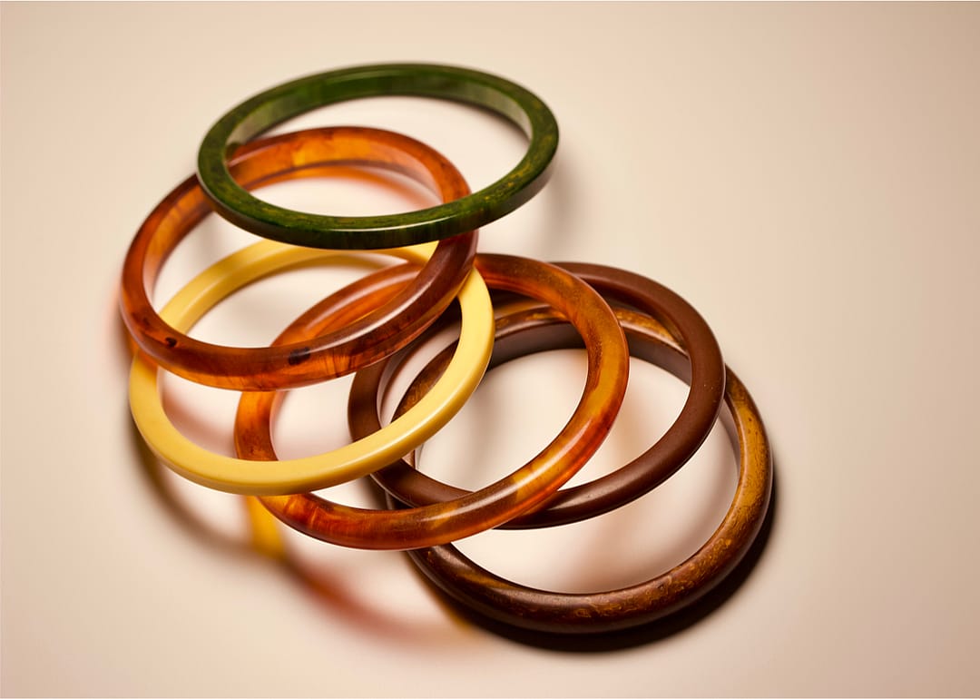 1907: Bakelite plastic