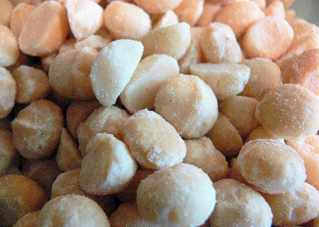 No: Macadamia nuts