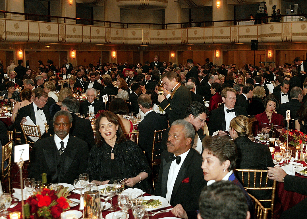 1996: First people inducted into the Magazine Editors' Hall of Fame