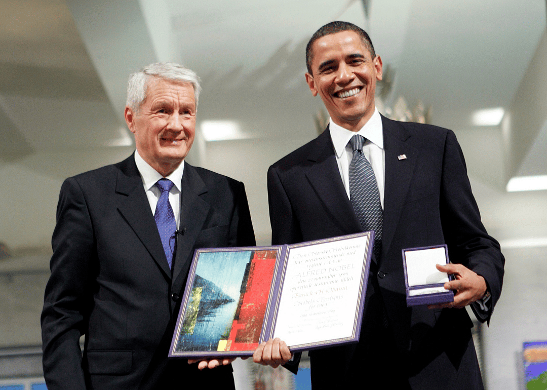 2009: Obama wins peace prize