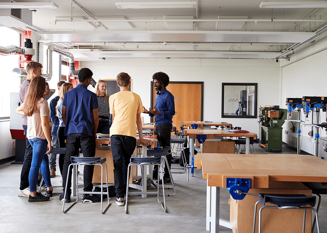 Illinois: Cambridge Lakes Charter School