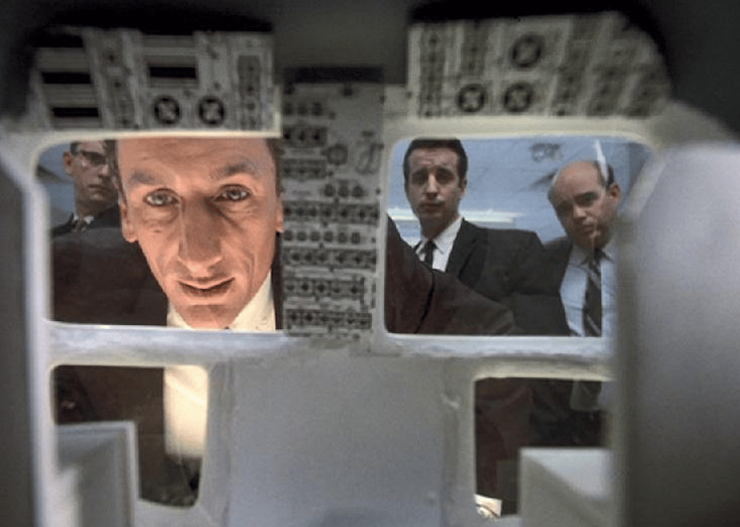 #14. From the Earth to the Moon (1998)