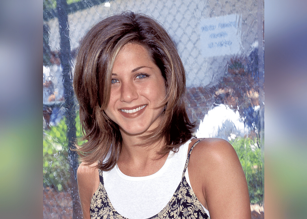 1990s for girls: Big hair, side part