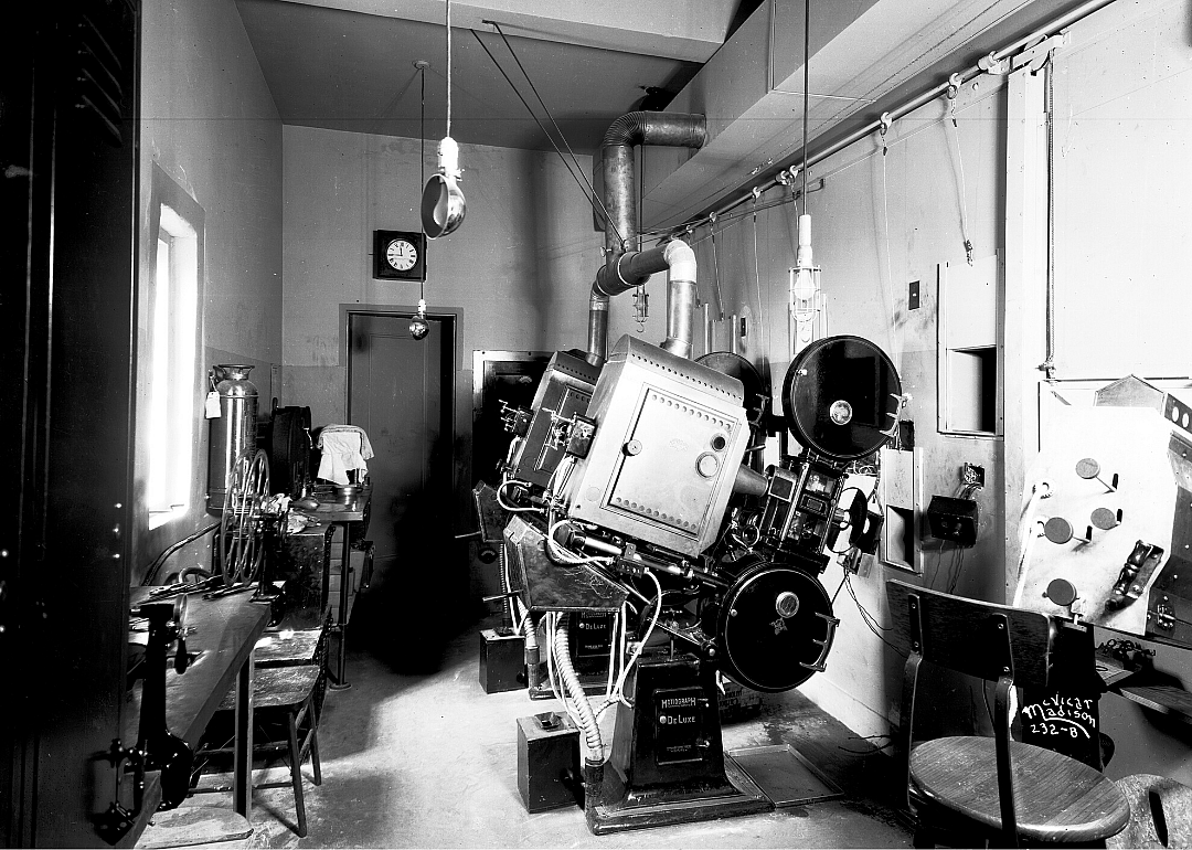 1910: First comedies by Black men