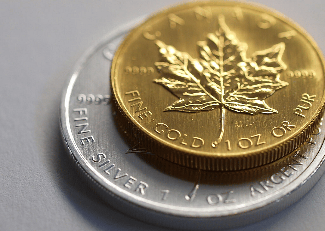 1979: Canada introduces Maple Leaf coin