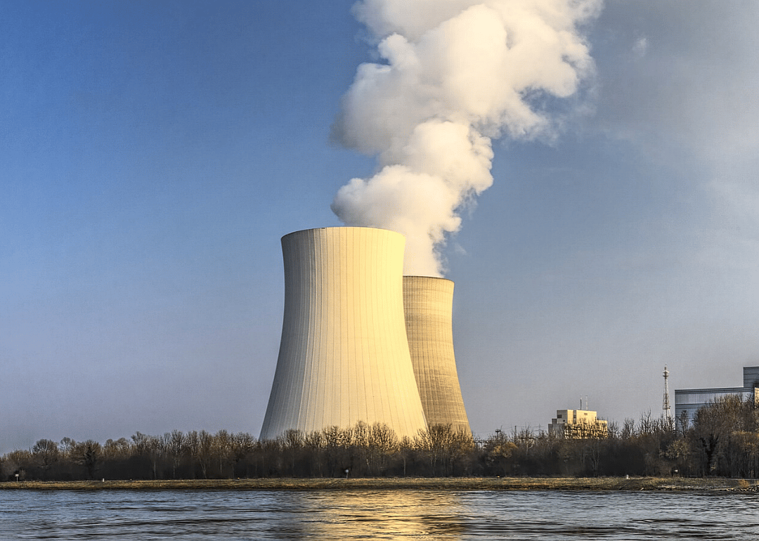 Nuclear reactors and fuel
