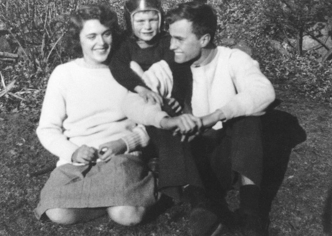 1945: A future presidential couple weds