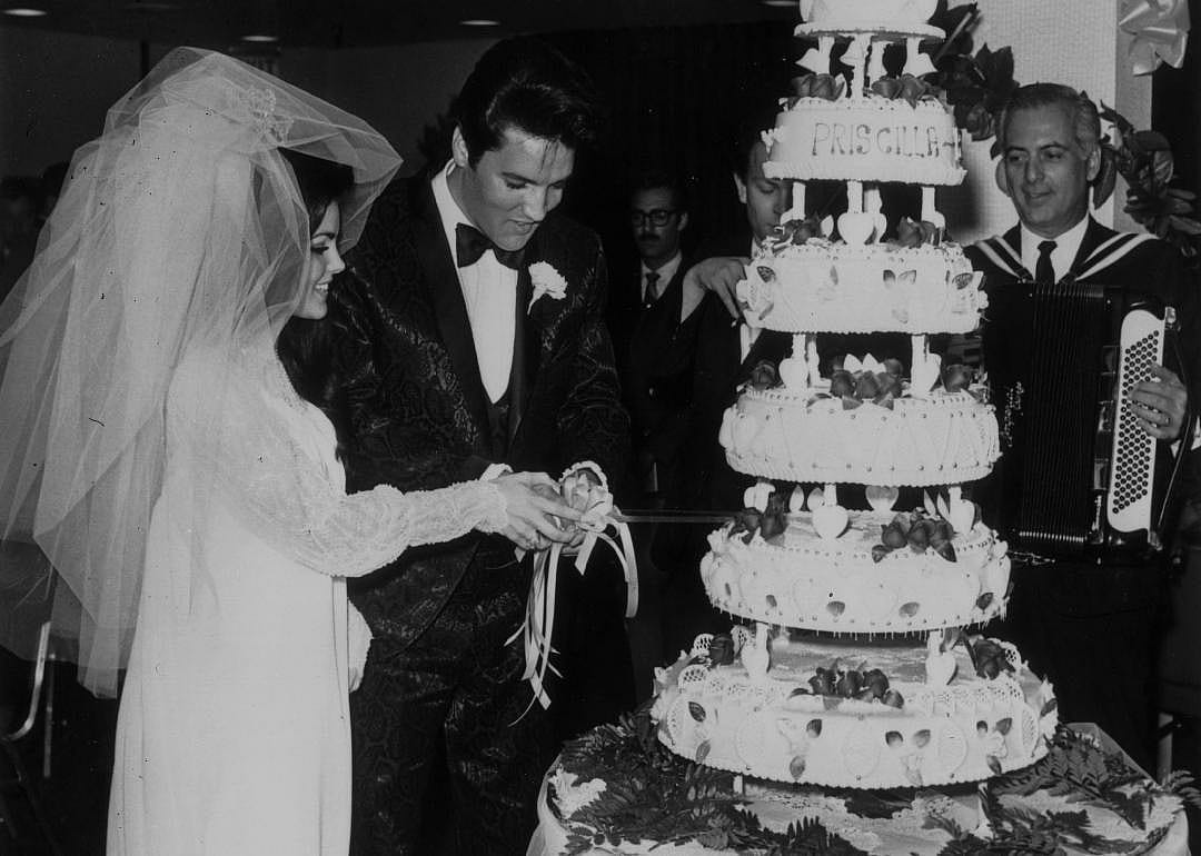 1967: A cake fit for a king
