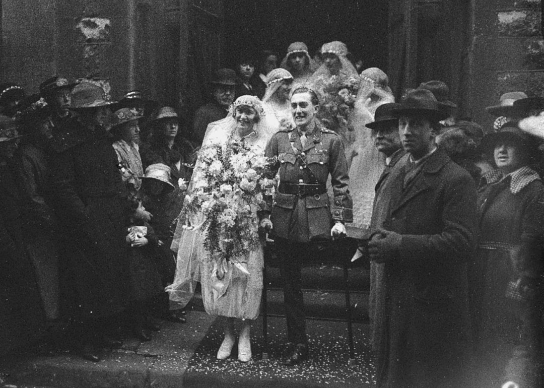 1919: The wedding planner is born