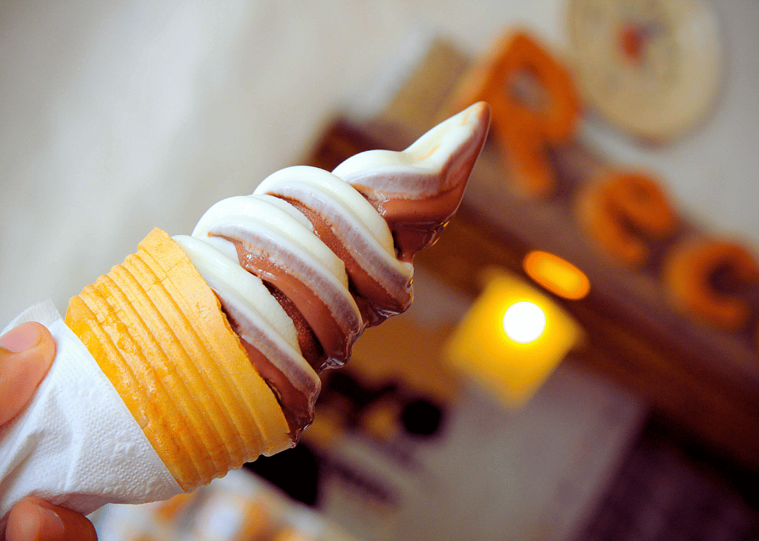 #3. Blue Palm Frozen Yogurt