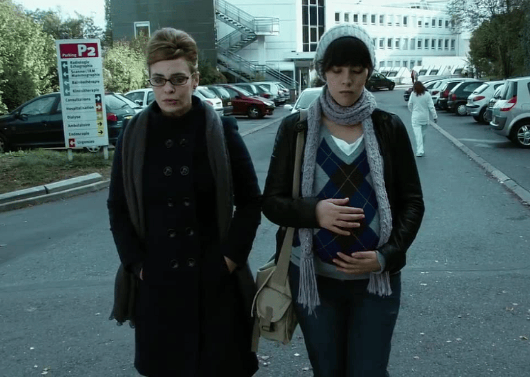 Nathalie Roussel and Alysson Paradis in "Inside"