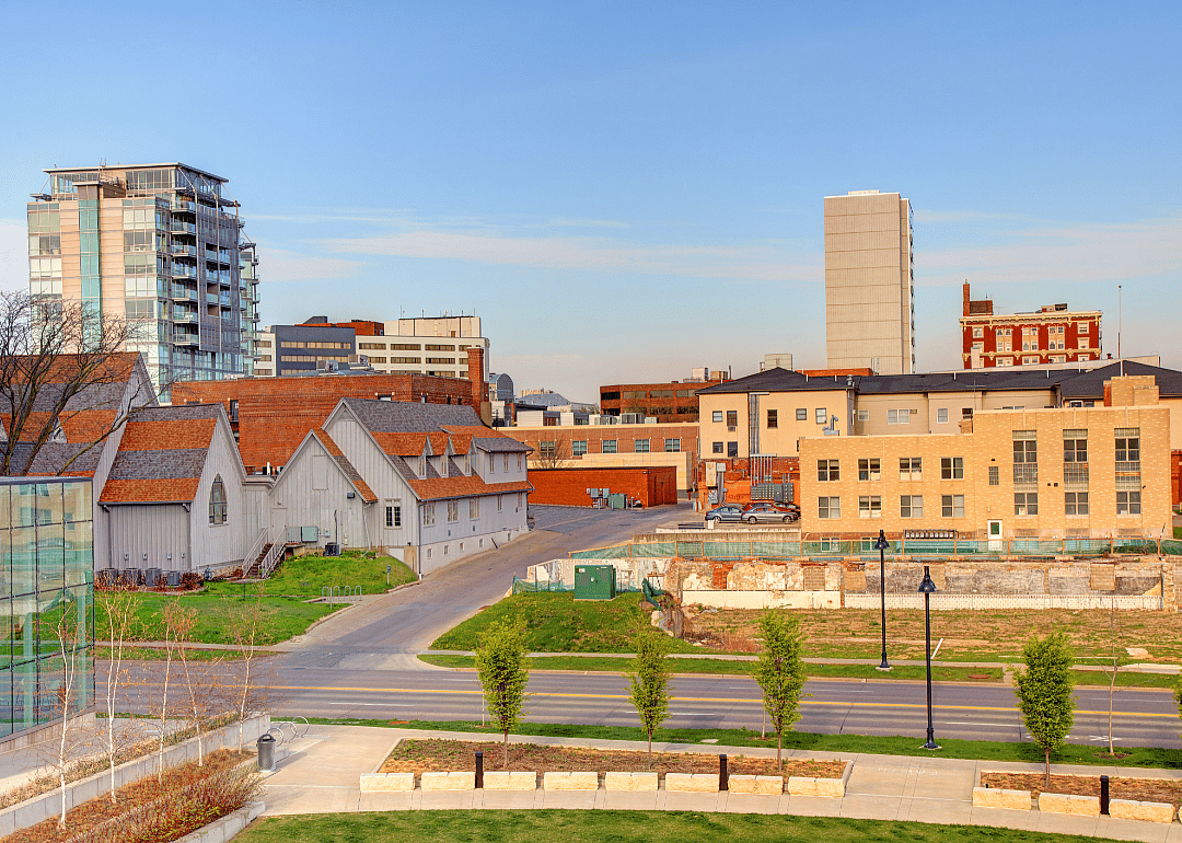 #10. Iowa City, IA