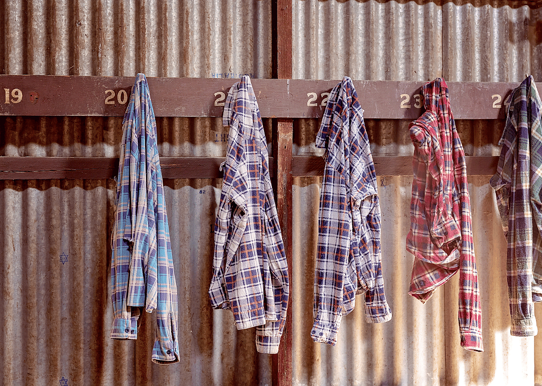 1990s: Flannel shirts