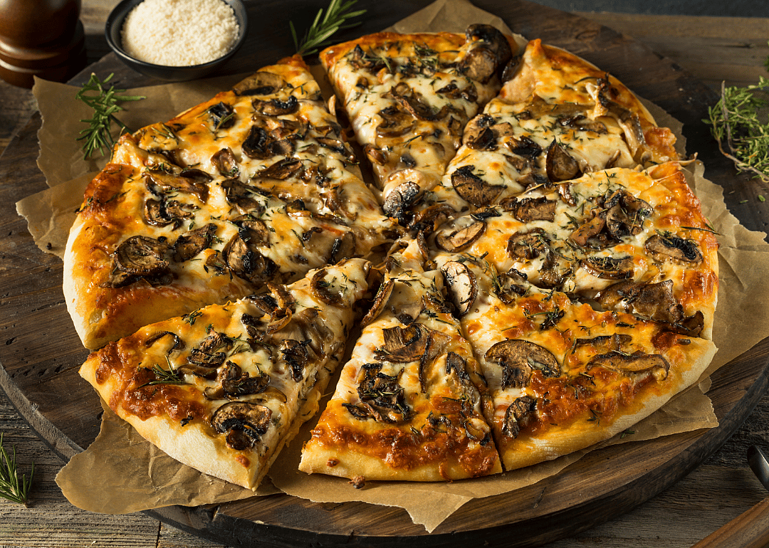 #8. J. Burns' Pizza Shop