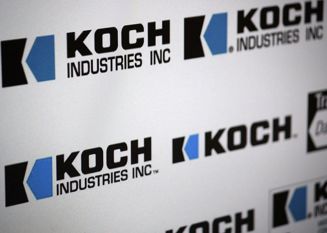 #8 Elaine Marshall & family