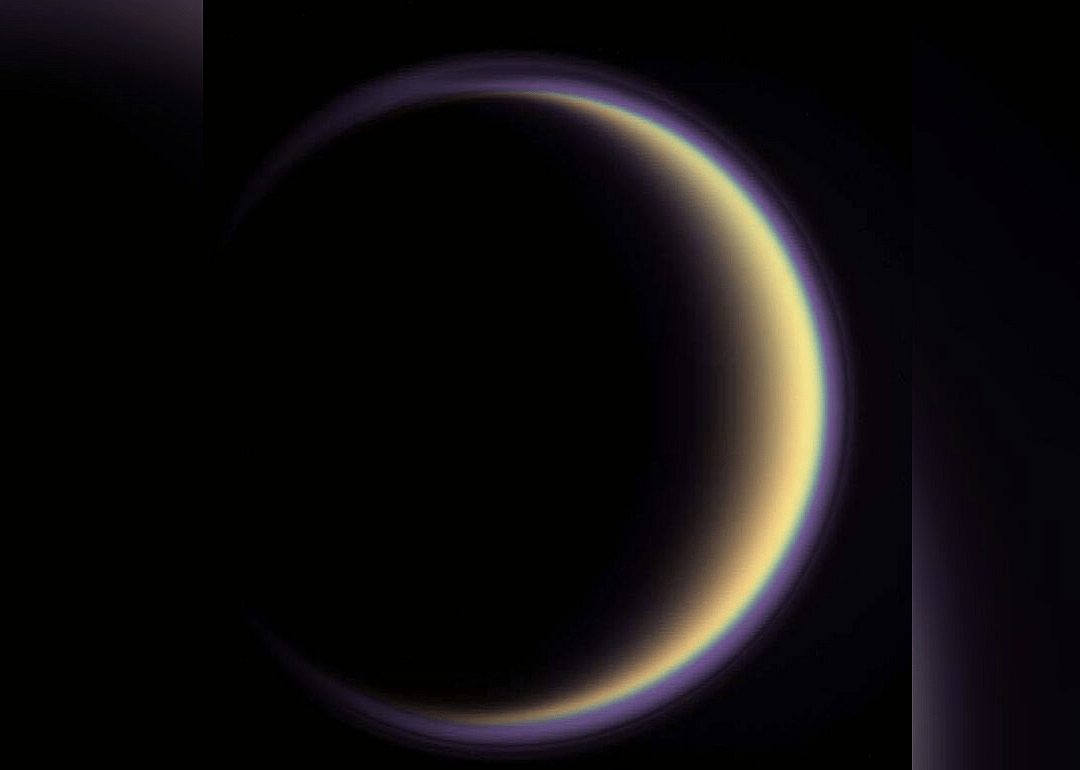 1944: Discovery of Titan's thick atmosphere