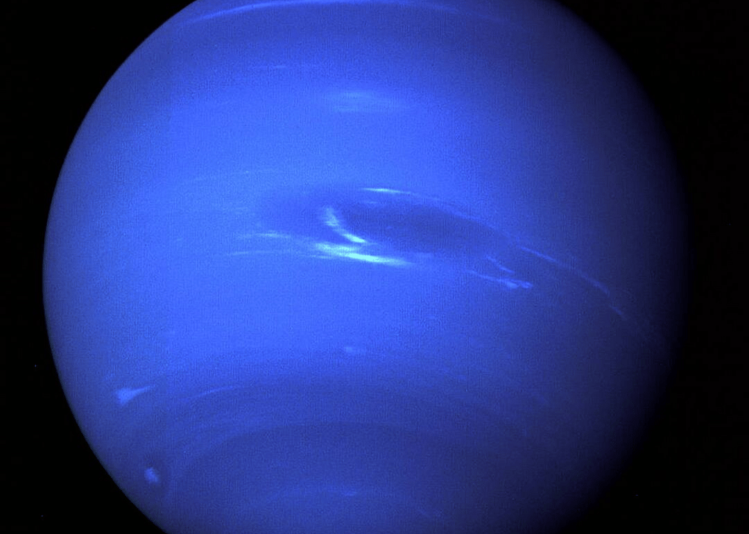 1952: The atmospheres of Uranus and Neptune